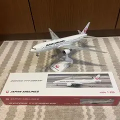 【専用】JAL モデルプレーン Boeing777 1:200 JA711J