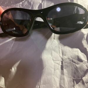 レア！廃版モデルオークリー　サングラス　ミニッツ2.0 oakley ブラック レンズ黒