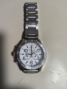 NIXON　腕時計　中古品　少々難アリ