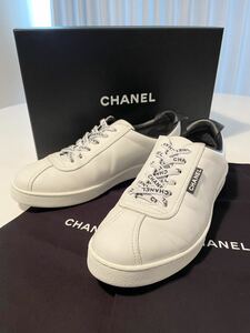 CHANEL シャネル ロートップ スニーカー 41 レザー 白 シューズ 靴 ロゴ ホワイト メンズ