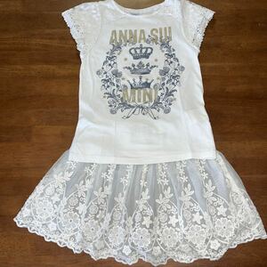 【ANNA SUI mini／アナスイミニ】半袖　Tシャツ　刺繍付きスカート/スカパン　２枚セット　130㎝　中古