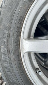 4穴LAYCEA スタッドレタイヤ・ホイルセット　215/60 R16 95Q 4本