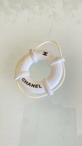 シャネルCHANEL浮き輪チャーム非売品