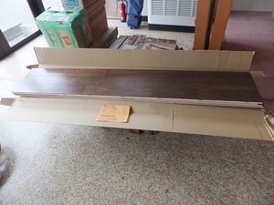 フローリング板（小川木材建具工業協同組合）