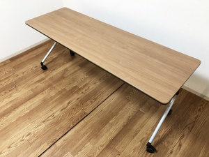 PLUSフォールディングテーブルLD-620ミディアムウッドT2美品　プラス会議テーブル　幕板・棚板・キャスターロック付きミーティングテーブル