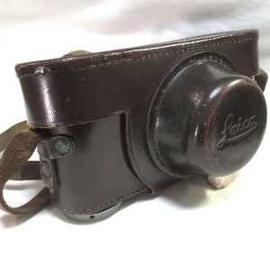 E.LEITZ WETZLAR Leica/ライカ・バルナック/ⅢF・純正カメラケース　中古　です。