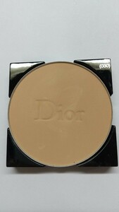 DIORSNOW ディオールスノー パーフェクト ライト コンパクト ファンデーション 12g[SPF10/PA++]3N 原産国:フランス