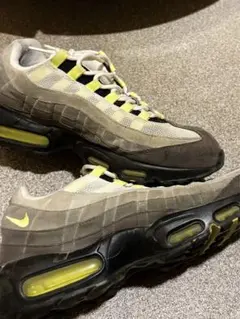 NIKE AIR MAX 95 イエローグラデ