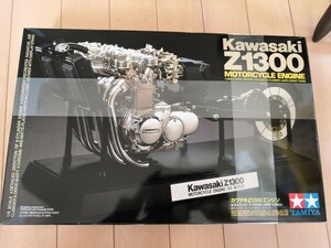 タミヤ 1/6 カワサキ　Kawasaki Z1300 エンジン MOTORCYCLE ENGINE