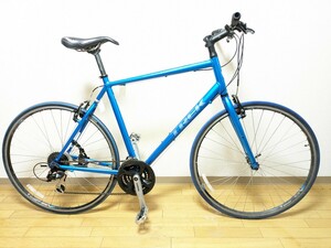 Trek fx7.2 クロスバイク　アルミ　７００ｃ　トレック　3x8s　