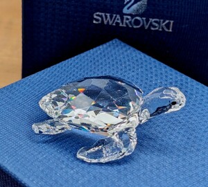 【美品】Swarovski スワロフスキー 置物 ウミガメ 箱付　海亀　カメ　正規品　クリスタルガラス　動物　フィギア　廃盤品