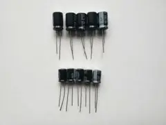 アルミ電解コンデンサー 100u/50V