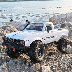 【訳あり】箱に痛みあり ラジコンカー ハイラックスタイプ 1/16 組立完成品 ロッククローリング ４WD オフロード バッテリー付 WPL C-24-1