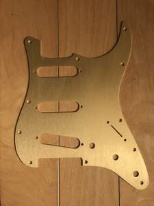 FENDER ( フェンダー ) 11-HOLE MODERN 1-PLY ANODIZED STRATOCASTER S/S/S PICKGUARD　ストラト　ピックガード