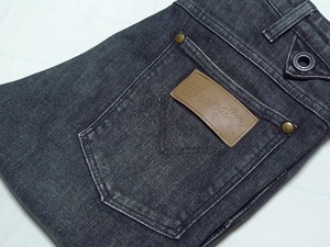 美品WranglerラングラーxWhiteMountaineering別注[11MWZ]StretchDenimSlimPantsブラックスリムS(0)UsedWash\31900