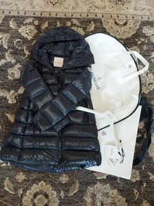 冬物値下！モンクレール　Moncler ダウンコート　ロングコート　フード　防寒　ハンガー・コートカバー・紙袋付　☆ネイビー　サイズ00