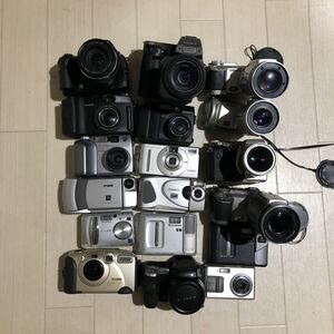 デジタルカメラ まとめ 18個　ジャンク