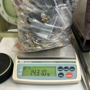 1円　大量1.4Kg　計119セット　アクセサリー　イヤリング　ゴールド　シルバー　イミテーション　パール　メッキ　一部壊れあり