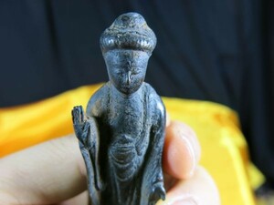 B　古銅如来立像　鎌倉～江戸時代 資料館展示品　仏像　仏教　寺院