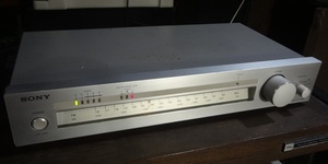 SONY FM-STEREO/FM-AM TUNER ST-A40