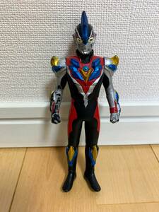 ウルトラヒーローシリーズ 30 ウルトラマンギンガビクトリー ソフビ バンダイ フィギュア