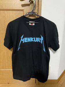人気！PUNK DRUNKERS(パンクドランカーズ)メタリカ サンプリング MENKURA Tシャツ
