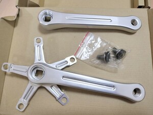 BLUE LUG　クランク RMC-Ⅱ multi speed crank (all silver)　BCD130ｍｍ　クランク長170mm　使用期間２週間の美品です