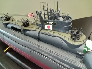 日本海軍　イ４００ アシェット　完成品　１／１００　アクリルケース付き