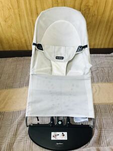 ★BABYBJORN ベビービョルン バウンサー メッシュ ホワイト ベビー用品 高さ調節機能付き 子供用品