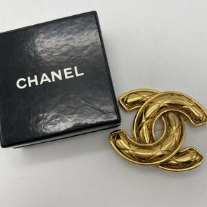 CHANEL シャネル ブローチ マトラッセ ココマーク アクセサリー P1347