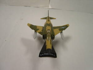 ☆★アメリカ海軍 マクドネル社 F-4 ファントムII 1/145 中古品★☆