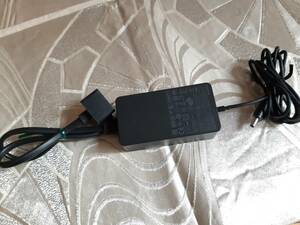 Surface Doc 用 AC Adapter
