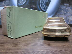 初代KB１０型　「Sunny Coupe 1000 DX」　１９６８年（昭和年）！！ 
