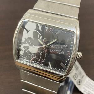 Disney MICKEY MOUSE 3 腕時計 ディズニー ミッキーマウス 未稼働品 中古 STAINLESS STEEL SS 中古 時計 ミッキー アクセサリー