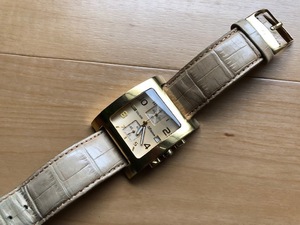 レア 良デザイン SQUARE altanus クロノグラフ デイト スクエア 7790 ゴールド・シャンパン系文字盤 純正ベルト クオーツ メンズ 腕時計