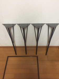 【新製品】テーブルのアイアン脚4本1組高さ約68センチ