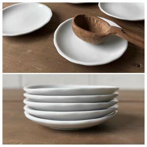 5枚set 古いフリル小皿 雰囲気良 デッドストック 陶器 白磁　検: 取り皿 薬味 豆皿 小皿 醤油皿 プレート カトラリーレスト ビンテージ