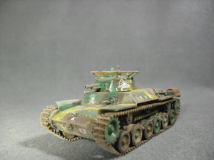 九七式中戦車チハ後期車体　1/72完成品　ドラゴン　