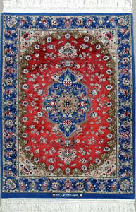 ペルシャ絨毯 カーペット シルク70%＆コルク 30%手織り高密度 ペルシャ絨毯の本場 イラン イスファハン産 125cm×85cm 本物保証