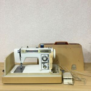 BROTHER ブラザー Pacesetter ZZ2-B711A レトロミシン アンティークミシン 手工芸 手芸 ハンドクラフト 裁縫道具 裁縫 ペダル付き 5 シ 44