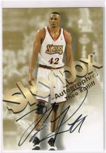 1998-99 NBA SKYBOX Autographics Theo Ratliff Auto Autograph スカイボックス テオ・ラトリフ 直筆サイン 98-99