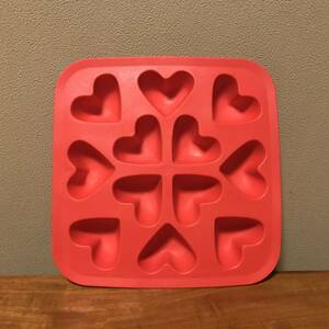 ハート型 シリコン アイストレー 製氷皿 IKEA イケア 赤 レッド 北欧 可愛い シンプル キッチン 正方形