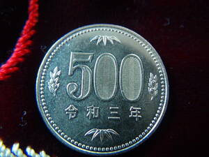 令和3年 500円貨 旧500円硬貨40821 !!!