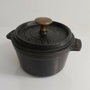 STAUB ピコココット　ラココット　ストウブ　14cm　旧型　ラウンド ストウブ鍋 フランス製 COCOTTE