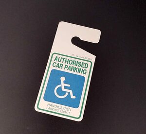 低価格 「車椅子」パーキングタグ 掛けるタイプ　【紙製】　送料無料　