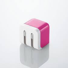 ELECOM　キューブ型USB充電器ピンク