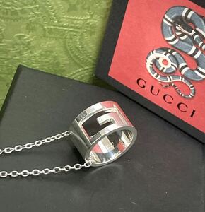 【即決/送料込み】GUCCI/グッチ ブランデッド ワイドG/シルバー Gリング ネックレス／ペンダント Gカット(リングサイズ表記13)