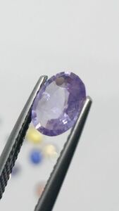 スリランカ産　非加熱ラベンダーサファイア0.825ct 新品ルース　ラトゥナプラ採鉱