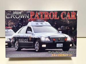 青島文化教材社 1/24 塗装済パトロールカー No.06 18クラウン パトロールカー 無線警ら 「警視庁」 仕様