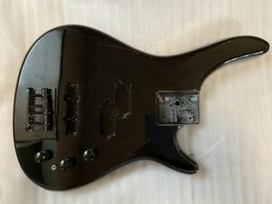 フェルナンデス ベースボディ ブリッジ付き ポット付き ジャック付き 型番不明 fernandes bass body 送料込み 中古 USED